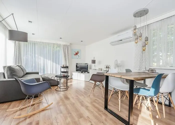 Moderne, Gezellige In Rustige Omgeving